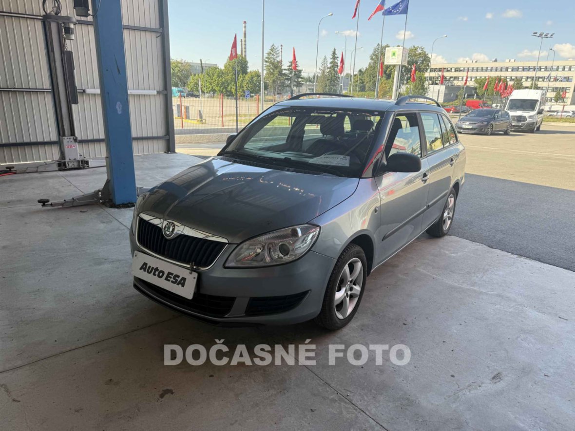 Škoda Fabia II, 1.6 TDi, AC, temp, kombi, nafta