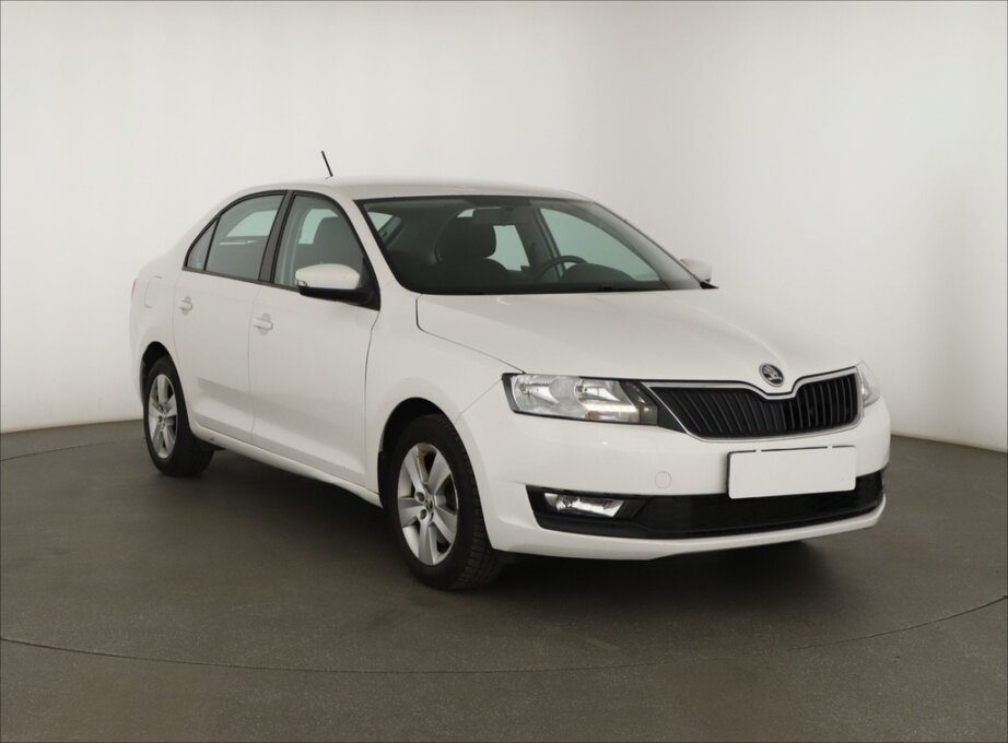 Skoda Rapid, 1.0 TSIAmbition Plus , ČR,1.maj,,