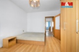 Prodej bytu 3+1 s lodžií i garáží, 75 m², Chodská Lhota