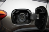 Mercedes-Benz GLA, SUV, hybridní - benzin