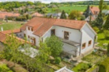 Nabízíme k prodeji pěkný rodinný dům, který se nachází v krásné lokalitě obce Zvánovice
