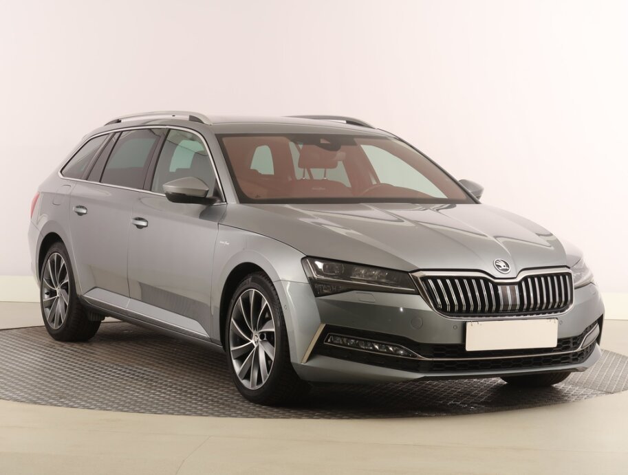 Skoda Superb, 2.0 TSILaurin&Klement , digi klima,,