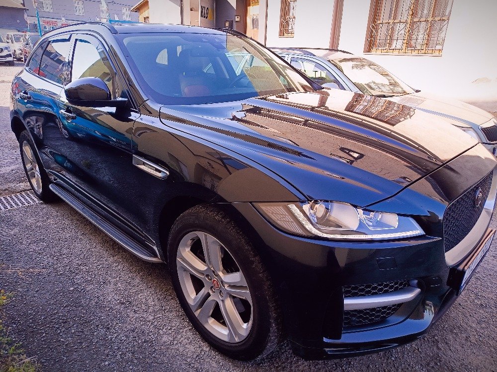JAGUAR F-Pace 3,0D AWD R-Sport 221kw  ČR