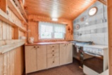 Prodej chaty v Komorní Lhotce na polosamotě se zahradou  207 m2