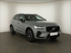 Volvo XC60, B4 AWD, Pano, 360°, DPH, 1. Maj, SUV,