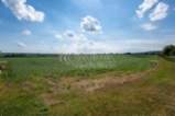 St. pozemek  1121m2 s příjezdovou cestou