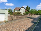 Prvorepubliková vila na pozemku 723 m2 v Praze na Proseku
