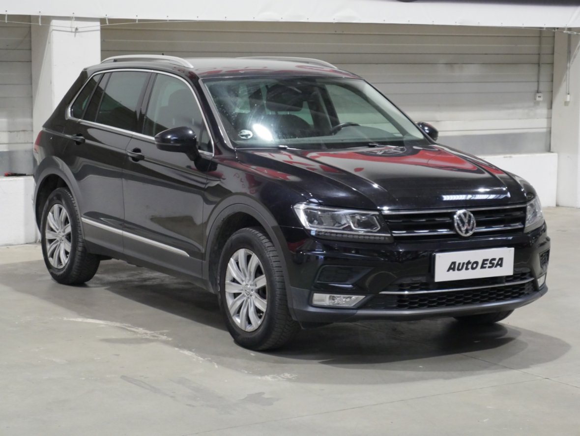Volkswagen Tiguan, 4x4 2.0 TSIe, SUV, benzín