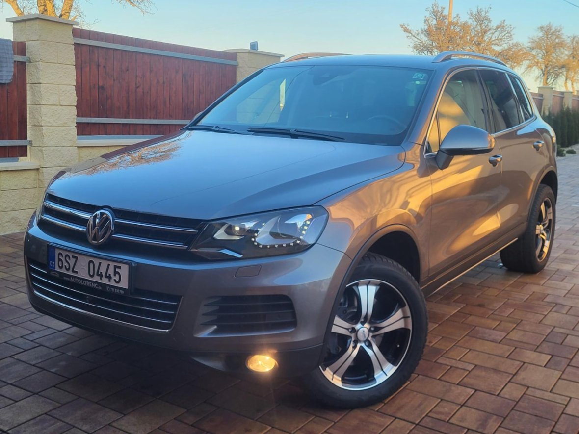 Volkswagen Touareg, 4.2V8 TDi 250kW*1.MAJITEL*,