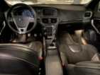 Volvo V40, 2.0 D2ign, 1.maj, hatchback, nafta