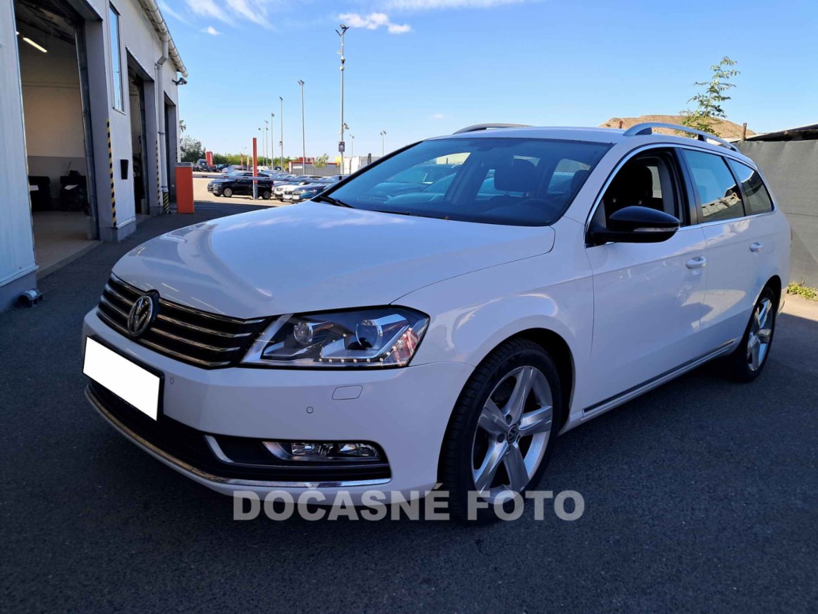 Volkswagen Passat, 2.0 TDI, servis.kniha, kombi,