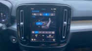 Volvo XC40, CORE, B3 FWD, 120+10 kW / 163+, SUV,