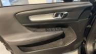 Volvo XC40, CORE, B3 FWD, 120+10 kW / 163+, SUV,
