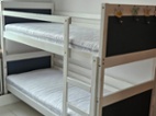 Dětská palanda + 2x matrace + 4x prostěradla