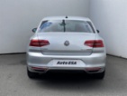 Volkswagen Passat, 4x4 R-Line 2.0 TDi Highline,