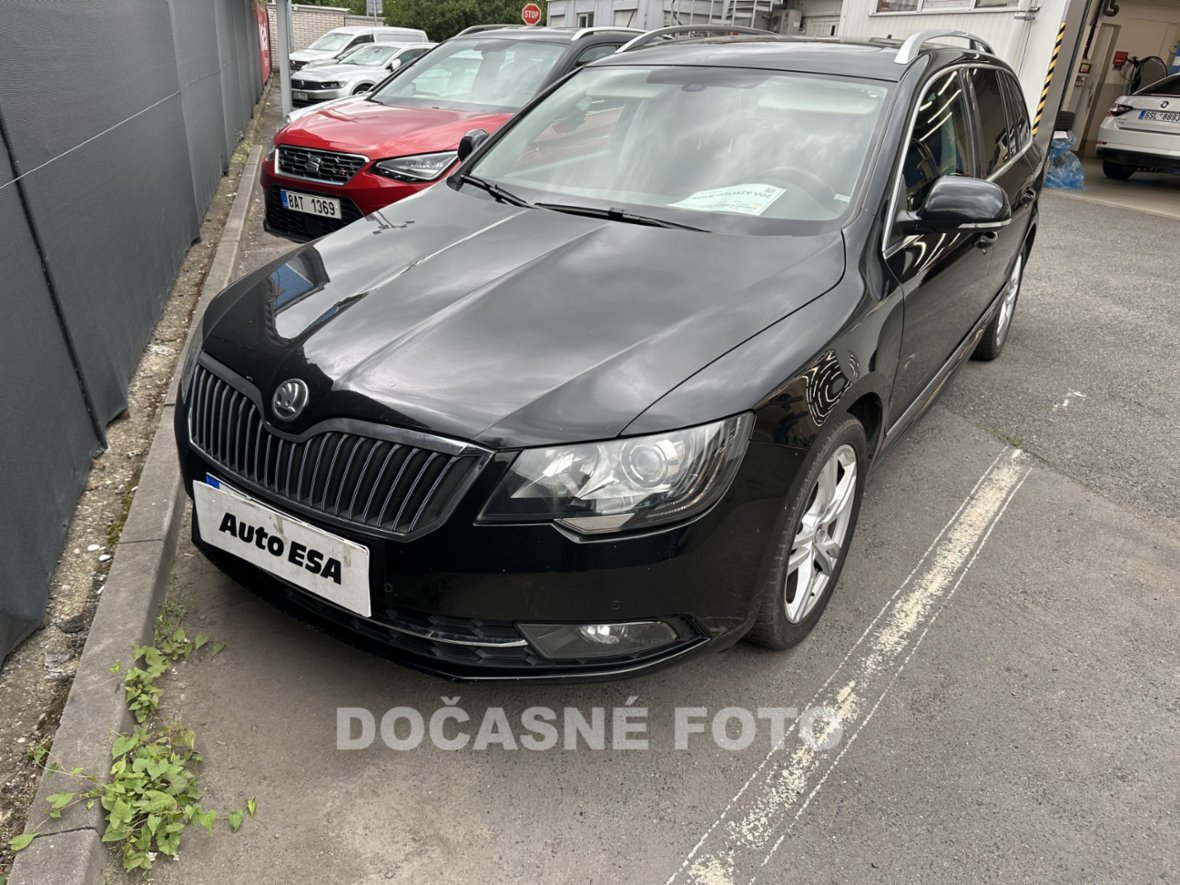 Škoda Superb II, 2.0tdi, navi, bixen, kombi, nafta