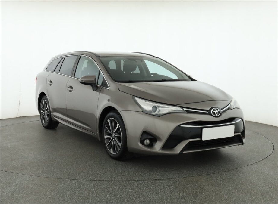 Toyota Avensis, 1.6 D-4D, Navi, Klima, Tempomat,,