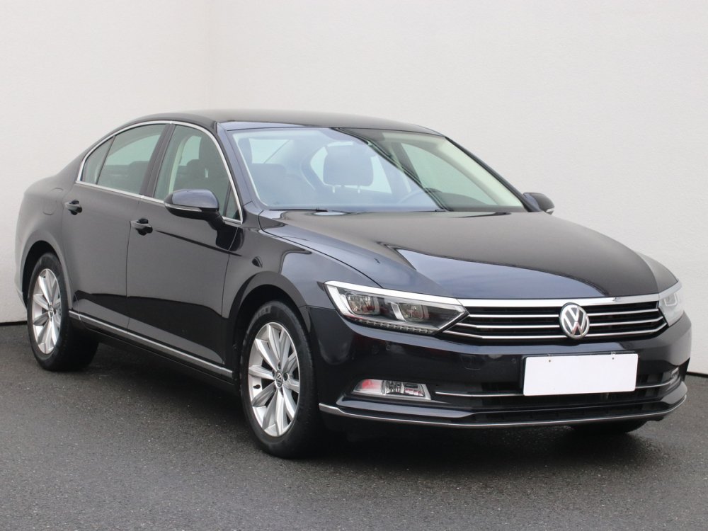 Volkswagen Passat, 2.0 TDi, ČR, sedan, nafta