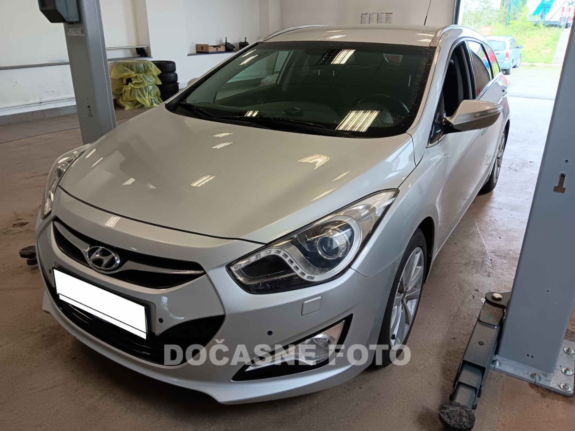 Hyundai I40, 1.7 CRDi, navi, xenon, kombi, nafta