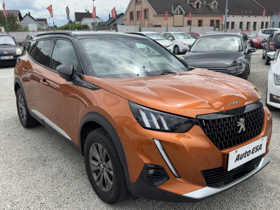 Peugeot 2008, 1.2PT Line, 1.maj,ČR, SUV, benzín