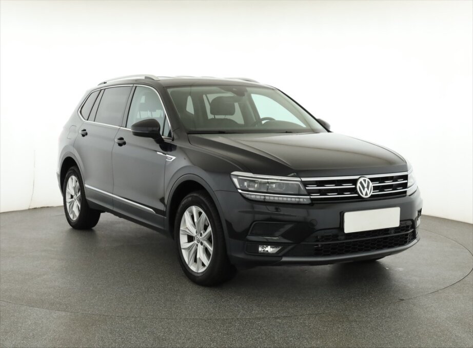 VW Tiguan Allspace, 2.0 TSI,, SUV, Benzín