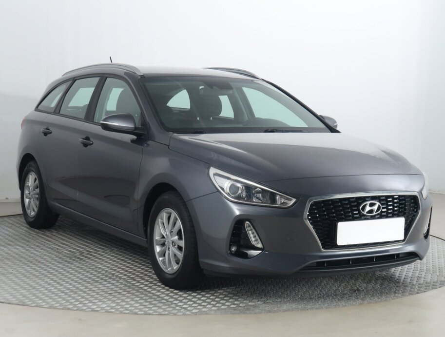 Hyundai i30, 1.0 T-GDITrikolor , ČR,2.maj,, Combi,