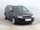 VW Touran, 2.0 TDITrendline , Serv.kniha, Tažné,,