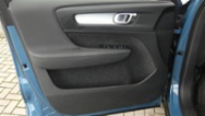 Volvo XC40, B3 Core DCT, SUV, benzin