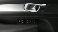 Volvo XC40, B3 Core DCT, SUV, benzin