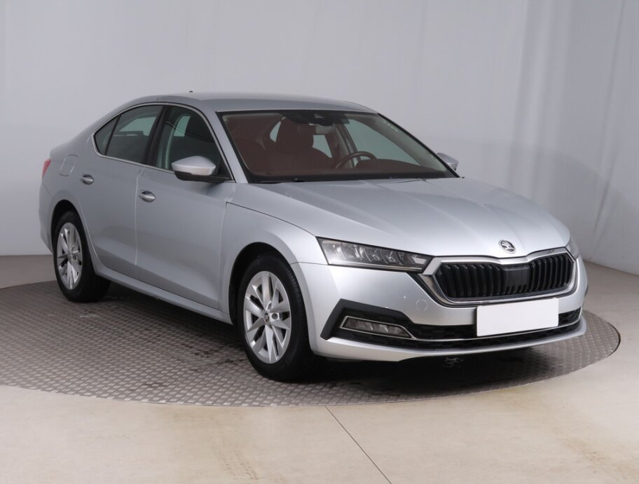Skoda Octavia, 1.5 TSIStyle , ČR,1.maj, Navi,,