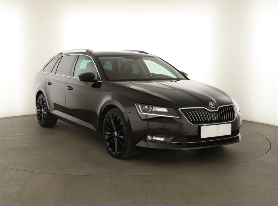 Skoda Superb, 2.0 TDIStyle Plus , 4X4, Automat,,