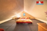 RD 746 m², Loket, ul. Revoluční