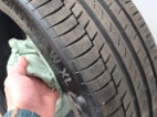Prodám pneu  Continental 235/45/20