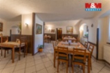 Restaurace s bytem, 390 m², Suchdol