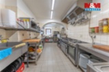 Restaurace s bytem, 390 m², Suchdol