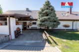 Restaurace s bytem, 390 m², Suchdol