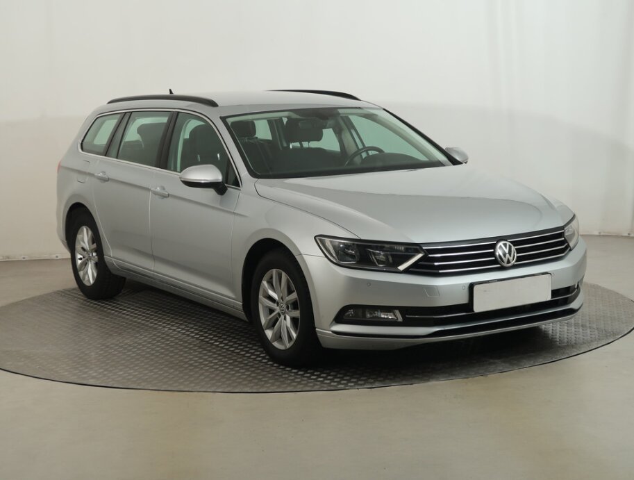 VW Passat, 2.0 TDIComfortline , Automat,, Combi,
