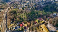 Secesní vila v téměř původním stavu v Senohrabech s velkým pozemkem a vlastním lesem