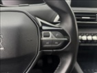 Peugeot 3008, 1,2 96kW ALLURE LED PANO NAVI, SUV,
