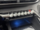 Peugeot 3008, 1,2 96kW ALLURE LED PANO NAVI, SUV,