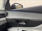 Peugeot 3008, 1,2 96kW ALLURE LED PANO NAVI, SUV,