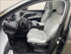 Peugeot 3008, 1,2 96kW ALLURE LED PANO NAVI, SUV,