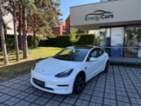 Tesla Model 3, REZERVACE, sedan, elektro