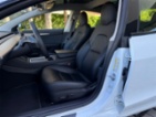 Tesla Model 3, REZERVACE, sedan, elektro