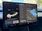 Tesla Model 3, REZERVACE, sedan, elektro