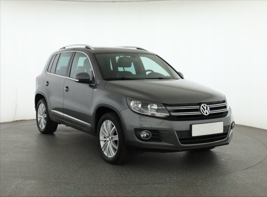 VW Tiguan, 2.0 TDI, Navi, Park. senzory,, SUV,