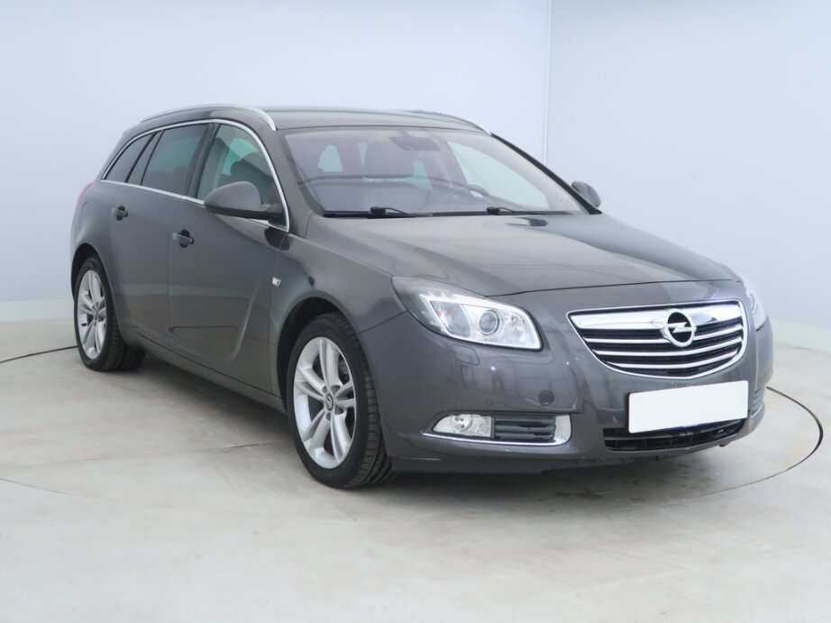 Opel Insignia, 2.0 CDTI, 4X4, po STK, Tažné, Klima