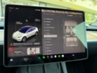 Tesla Model Y, Standrart Range LFP Tažné, SUV,