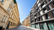 Exkluzivní prodej elegantního bytu 1+kk s balkonem a parkingem, Anděl City  Praha 5, Smíchov