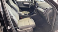 Volvo XC40, PLUS BLACK EDITION, B4 FWD, 14, SUV,